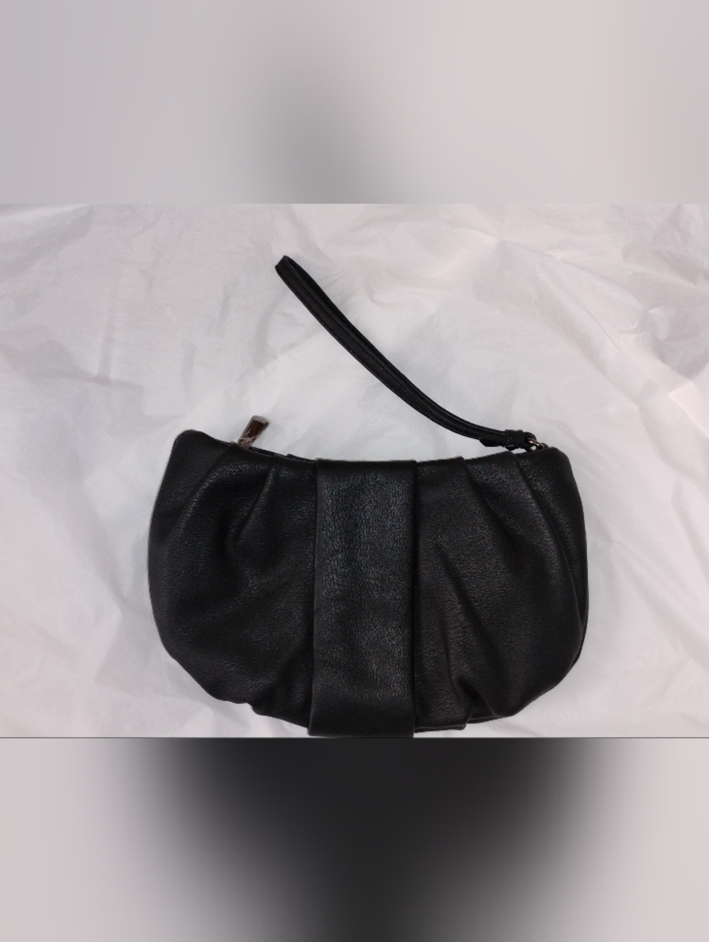 Simply Vera Vera Wang Black Pleated Wristlet - Picture 2 of 4